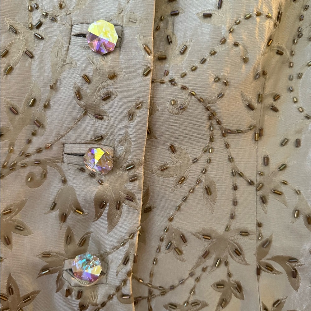 JS Collections 8P Gold Beaded Jacket! Button down , fitted ! High end l… - Picture 4 of 14